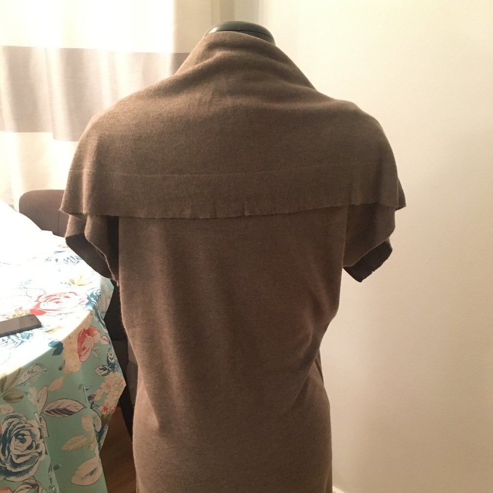 NÜMPH - Turtle Sweater - Picture 11 of 12